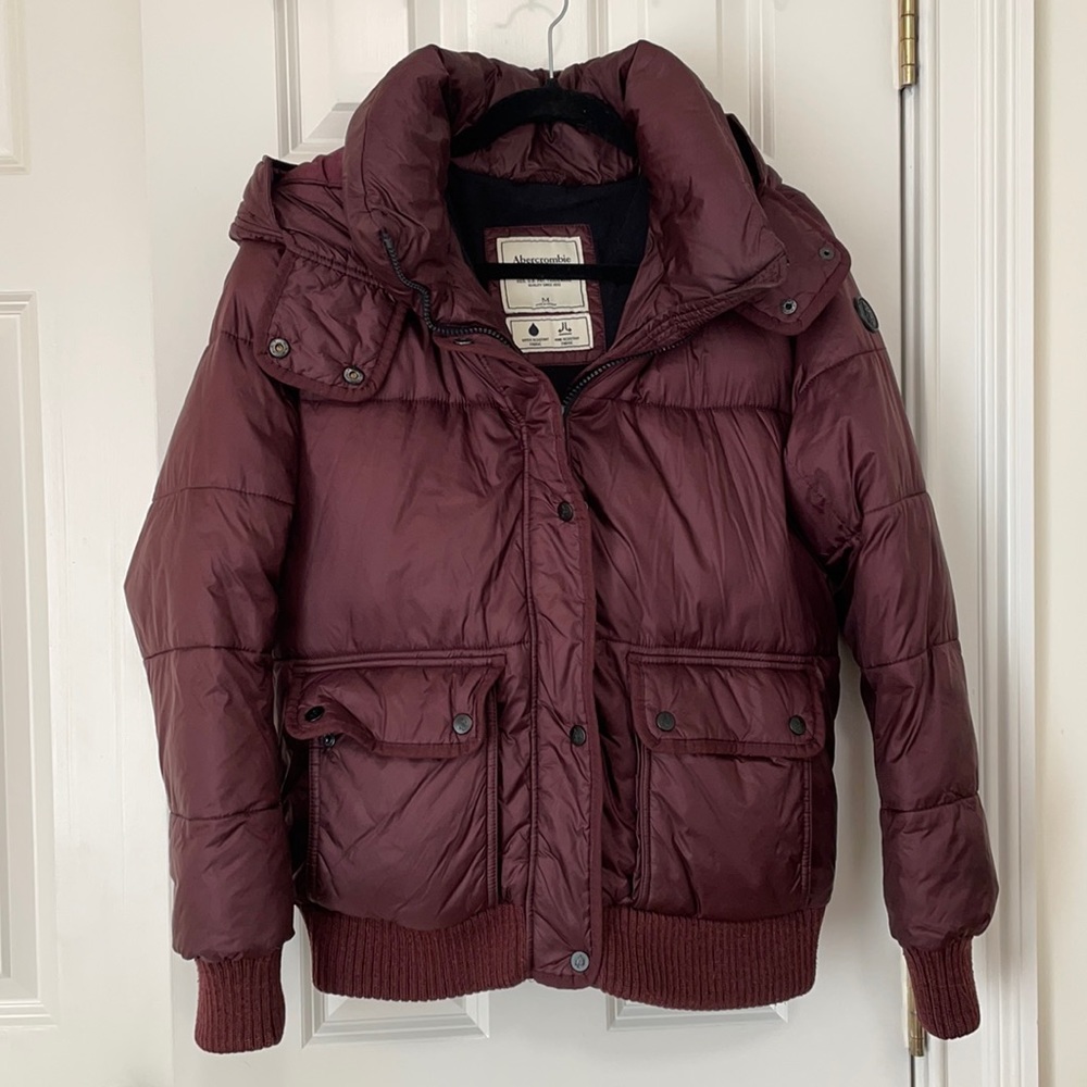 Water resistant and wind resistant fabric Abercrombie jacket - Maroon color